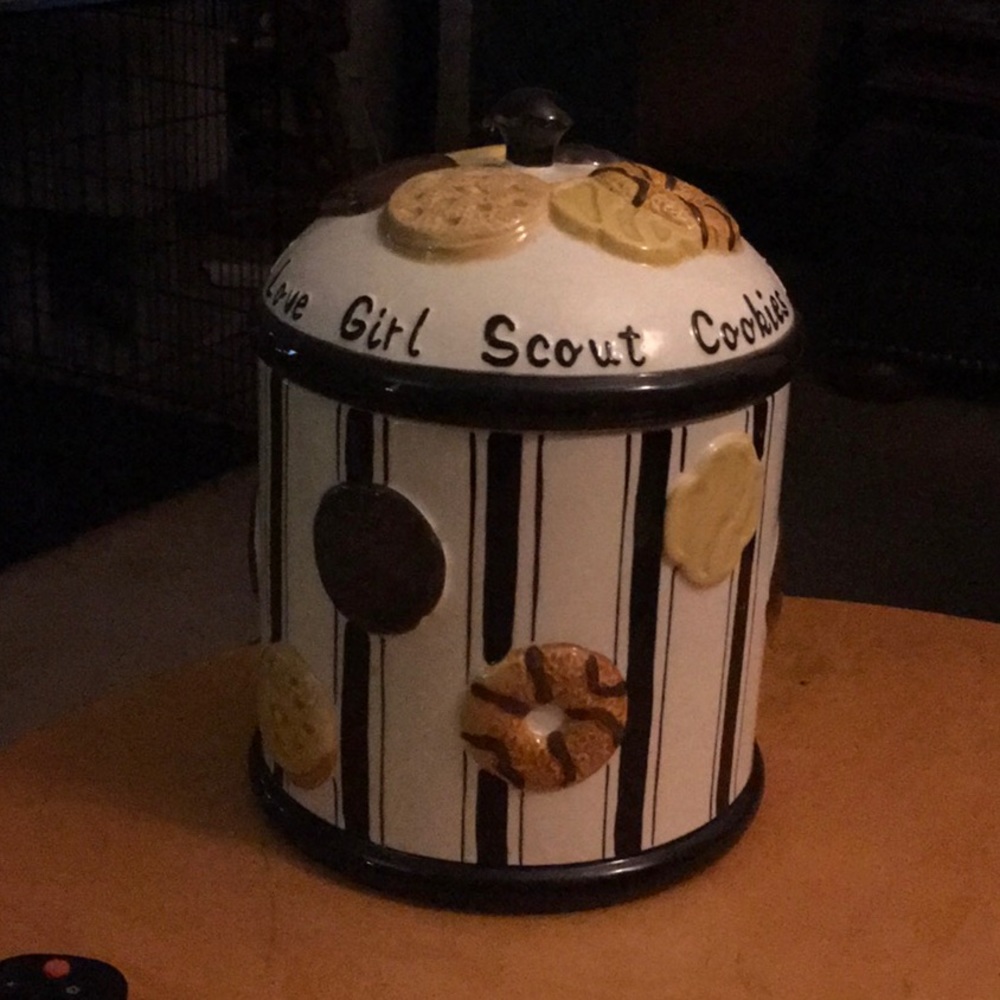 Girl Scout cookie jar 9”